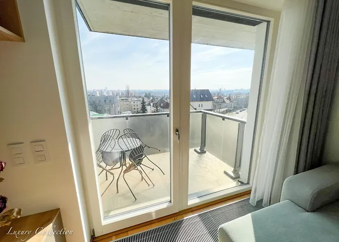 Incredible Luxury With Garage And Tram Station Apartmán *