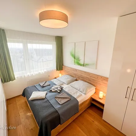 Incredible Luxury With Garage And Tram Station *