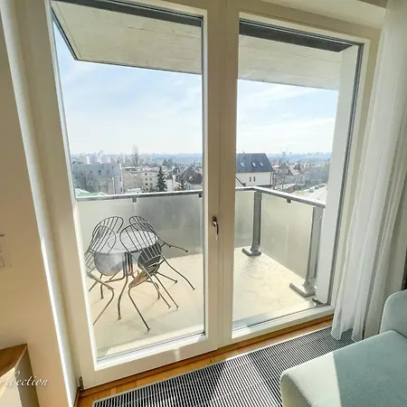 Incredible Luxury With Garage And Tram Station شقة *